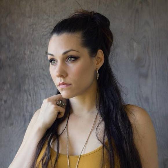 Meet your Posher, Sarah - Picture 1 of 1